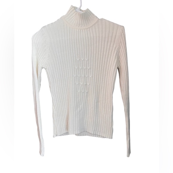 ♥️Beutler Turtle Neck Sweater - Picture 1 of 3